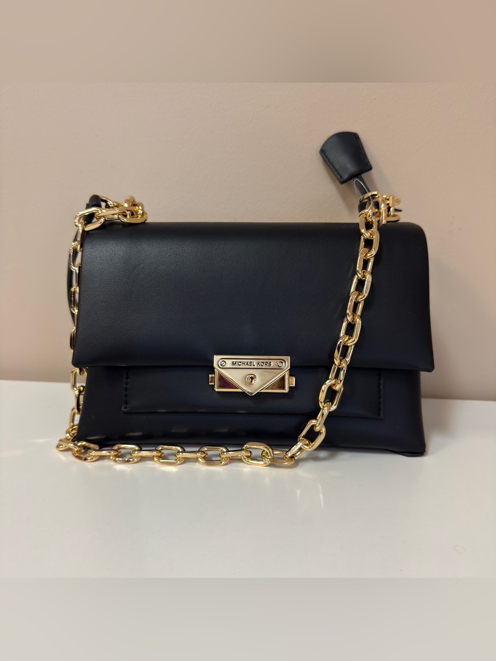 Michael Kors CECE MD FLAP PKT SHLDR NON- LEATHER
